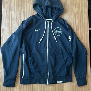 Lakers Nike Dri-Fit jacket with hoodie NWOT - size L